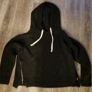 Black forever 21 sweater